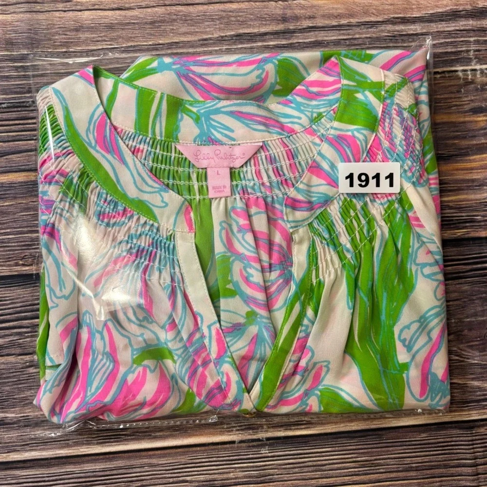 Lilly Pulitzer Silk Blouse Womens Large Tulip Time Floral Pink Green Button Top - Picture 11 of 12